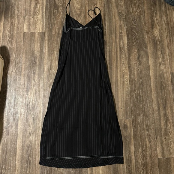 NWT ZARA LIMITED EDITION long pinstripe satin dress with leg slits - Picture 13 of 15